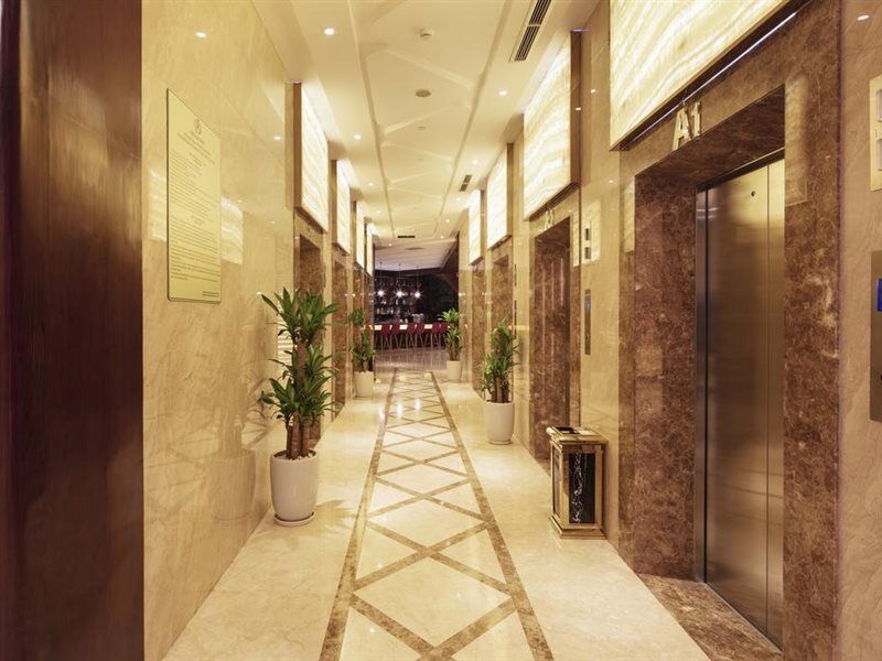 Regalia Gold Hotel Nha Trang Exterior photo